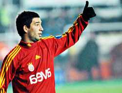 Arda Turan Ingiltere yolcusu