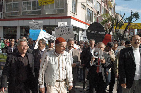 Onur Öymen herkesi ayağa kaldırdı galerisi resim 19