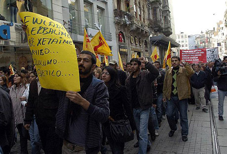 Onur Öymen herkesi ayağa kaldırdı galerisi resim 2