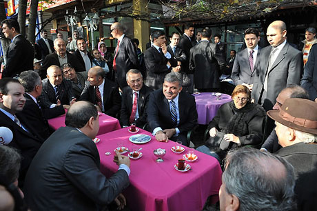 Cumhurbaşkanı halkla çay içti! galerisi resim 3