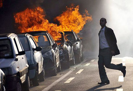 İsviçre sokakları alev alev! galerisi resim 11