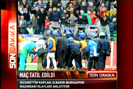 Diyarbakır Bursa maçında olaylar çıktı! galerisi resim 15