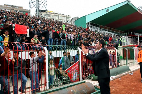 Diyarbakır Bursa maçında olaylar çıktı! galerisi resim 35