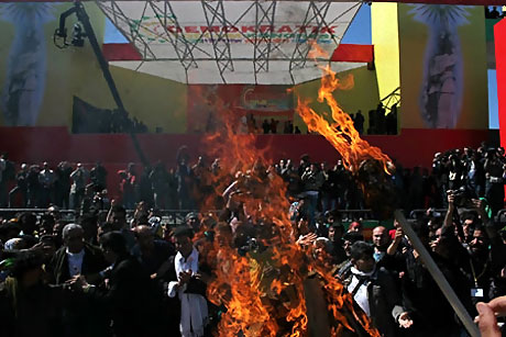 Diyarbakır'da Newroz ateşi yakıldı galerisi resim 36
