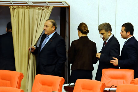 Bir Anayasa maratonu böyle geçti galerisi resim 14