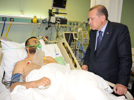 Erdoğan'ı alnından öptüler galerisi resim 8