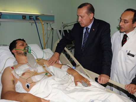 Erdoğan'ı alnından öptüler galerisi resim 9