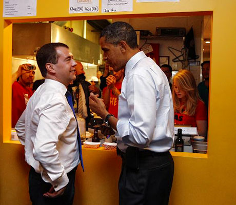 Obama ve Medvedev hamburgerci'de galerisi resim 13