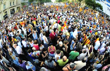 1 milyon Katalon 'biz ulusuz' dedi galerisi resim 1