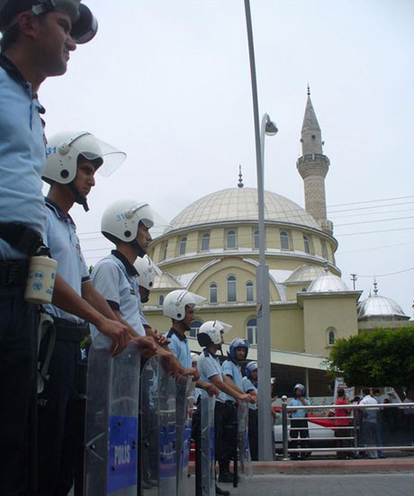 Dörtyol'da gergin bir gün... galerisi resim 18