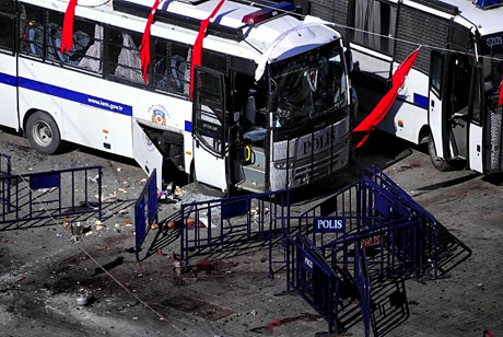 Taksim'de canlı bomba saldırısı galerisi resim 17