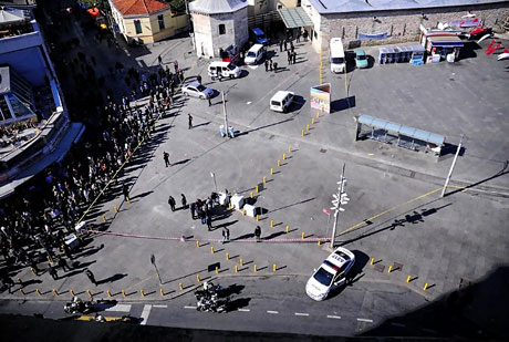Taksim'de canlı bomba saldırısı galerisi resim 22