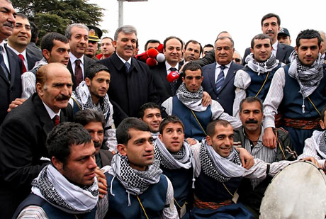 Cumhurbaşkanı Gül Diyarbakır'da galerisi resim 4