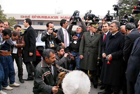Cumhurbaşkanı Gül Diyarbakır'da galerisi resim 6
