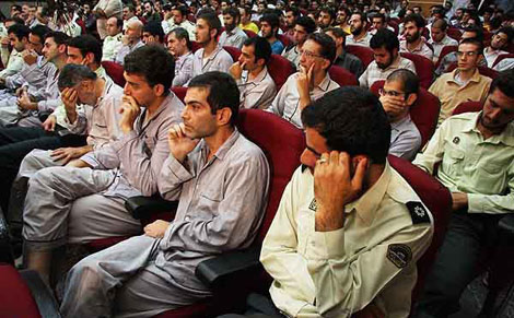İran'da göstericiler yargılanıyor galerisi resim 5