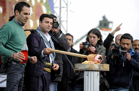 Tarihi 2011 Newroz'undan manzaralar galerisi resim 29