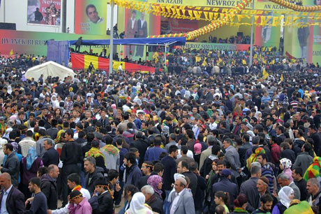 Tarihi 2011 Newroz'undan manzaralar galerisi resim 36