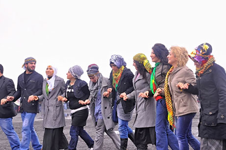 Tarihi 2011 Newroz'undan manzaralar galerisi resim 45