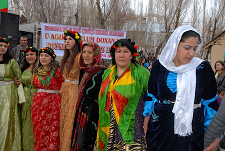 Tarihi 2011 Newroz'undan manzaralar galerisi resim 49