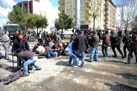 'Sivil itaatsizlik' eylemi ve Polis müdahalesi galerisi resim 22