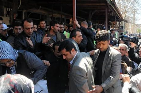 'Sivil itaatsizlik' eylemi ve Polis müdahalesi galerisi resim 43