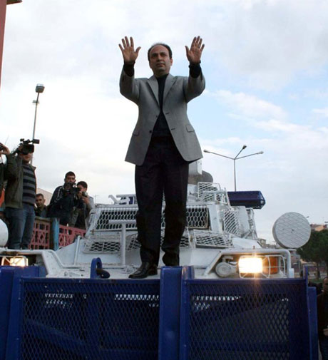 'Sivil itaatsizlik' eylemi ve Polis müdahalesi galerisi resim 56