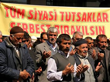 Diyarbakır'da 'sivil' Cuma namazı! galerisi resim 12