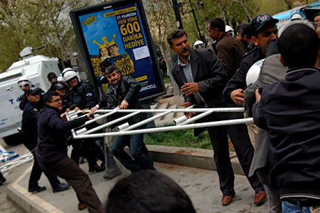 Onbinler 'Sivil Cuma' namazı kıldı galerisi resim 26