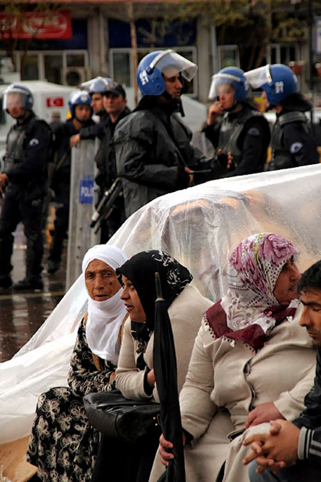 Onbinler 'Sivil Cuma' namazı kıldı galerisi resim 35