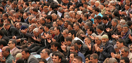 Onbinler 'Sivil Cuma' namazı kıldı galerisi resim 39