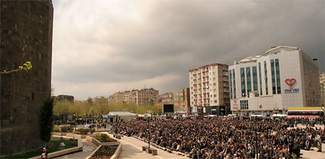 Onbinler 'Sivil Cuma' namazı kıldı galerisi resim 44