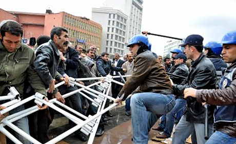 Onbinler 'Sivil Cuma' namazı kıldı galerisi resim 67