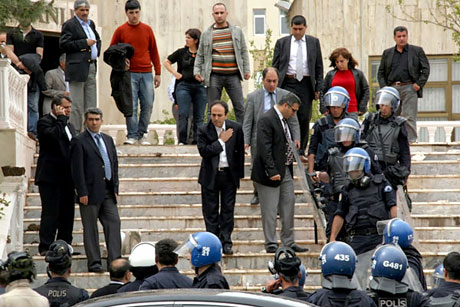 YSK vetosu'na her yerde protesto var! galerisi resim 12
