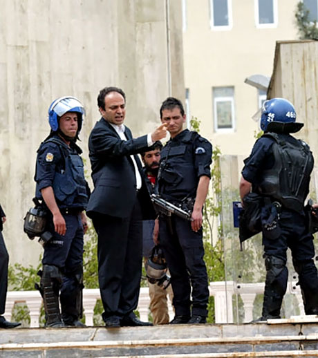 YSK vetosu'na her yerde protesto var! galerisi resim 13