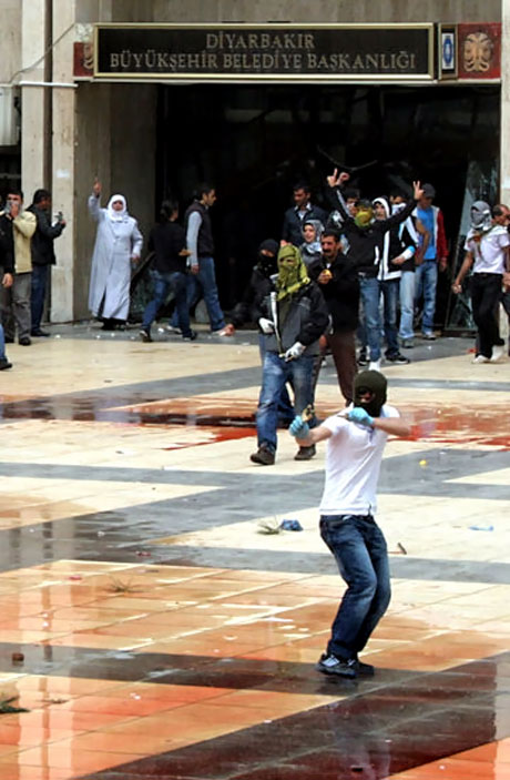 YSK vetosu'na her yerde protesto var! galerisi resim 14