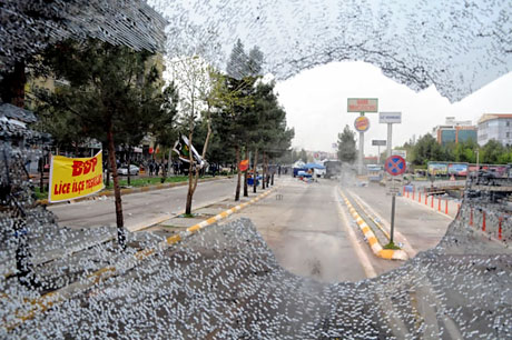 YSK vetosu'na her yerde protesto var! galerisi resim 16