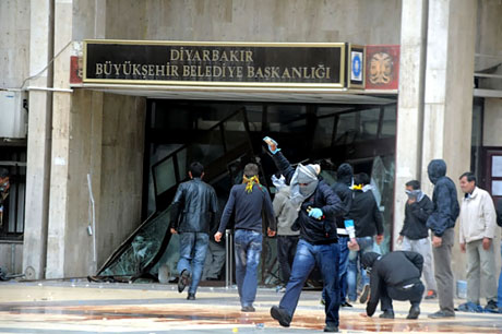 YSK vetosu'na her yerde protesto var! galerisi resim 3