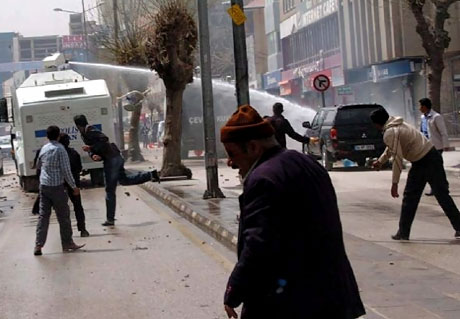 YSK vetosu'na her yerde protesto var! galerisi resim 38