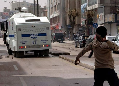 YSK vetosu'na her yerde protesto var! galerisi resim 39