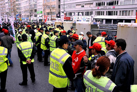 Taksim 1 Mayıs'ta çiçek açtı galerisi resim 18