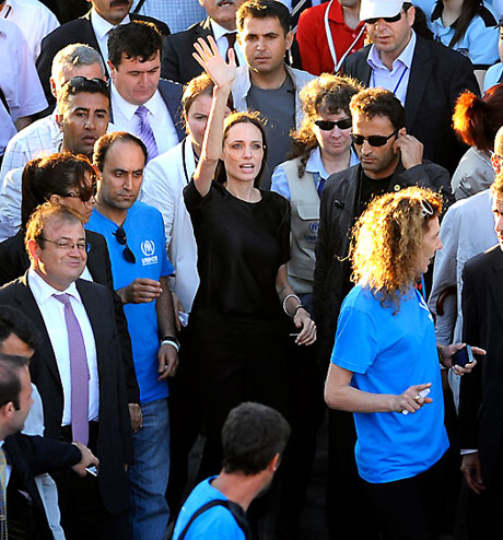 BM Elçisi Angelina Jolie Türkiye'de galerisi resim 33