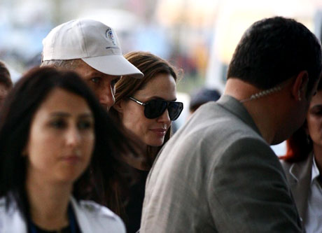 BM Elçisi Angelina Jolie Türkiye'de galerisi resim 5