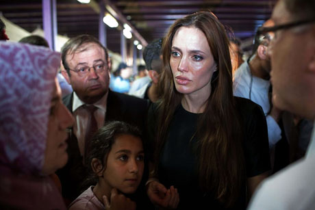 BM Elçisi Angelina Jolie Türkiye'de galerisi resim 8