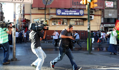 YSK'ya Diyarbakır ve Taksim'de protesto galerisi resim 46