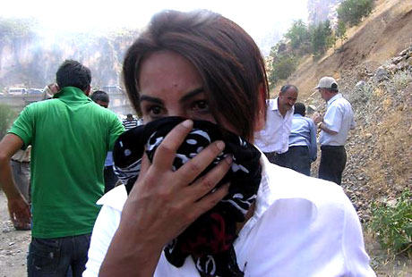 'Canlı Kalkanlara' sert müdahale galerisi resim 19