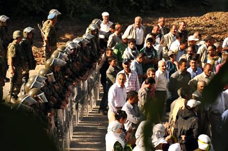 'Canlı Kalkanlara' sert müdahale galerisi resim 23