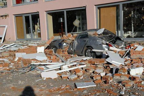 Van'da şiddetli deprem galerisi resim 41