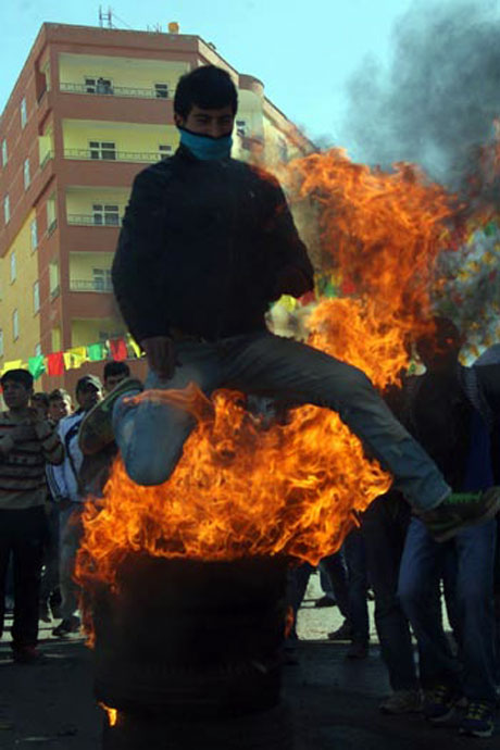 Newroz coşkusu yasak dinlemedi! galerisi resim 40