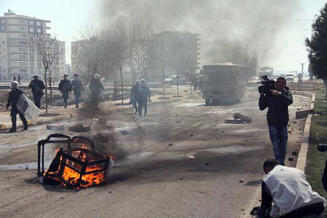 Newroz coşkusu yasak dinlemedi! galerisi resim 46