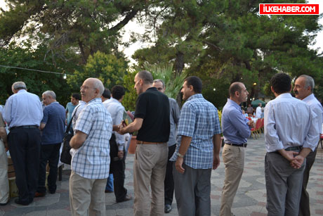 Nûbihar’ın iftar yemeğine büyük ilgi galerisi resim 32